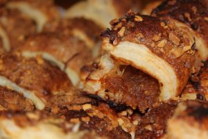 Bocaditos de Cabello de Ángel y Hojaldre con Almendras