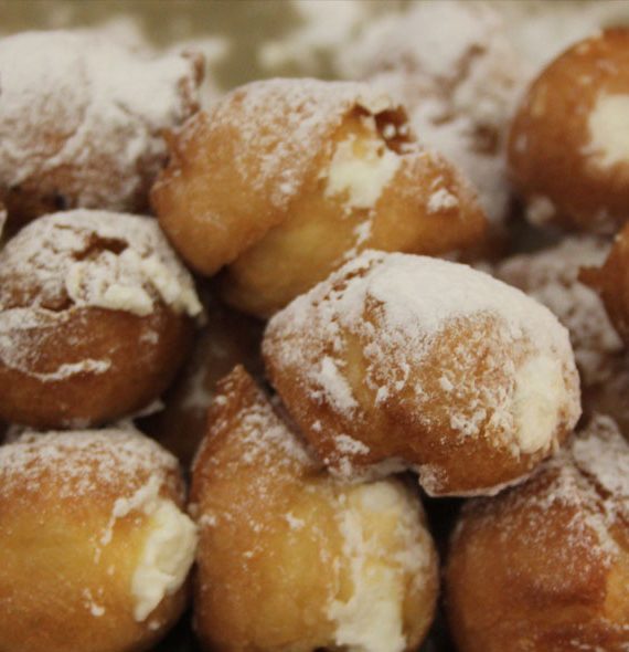 Buñuelos de Nata