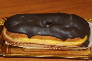 Petisú de Crema y Chocolate