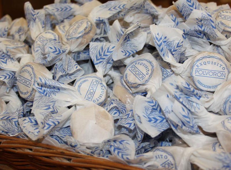 Polvorones con Almendra