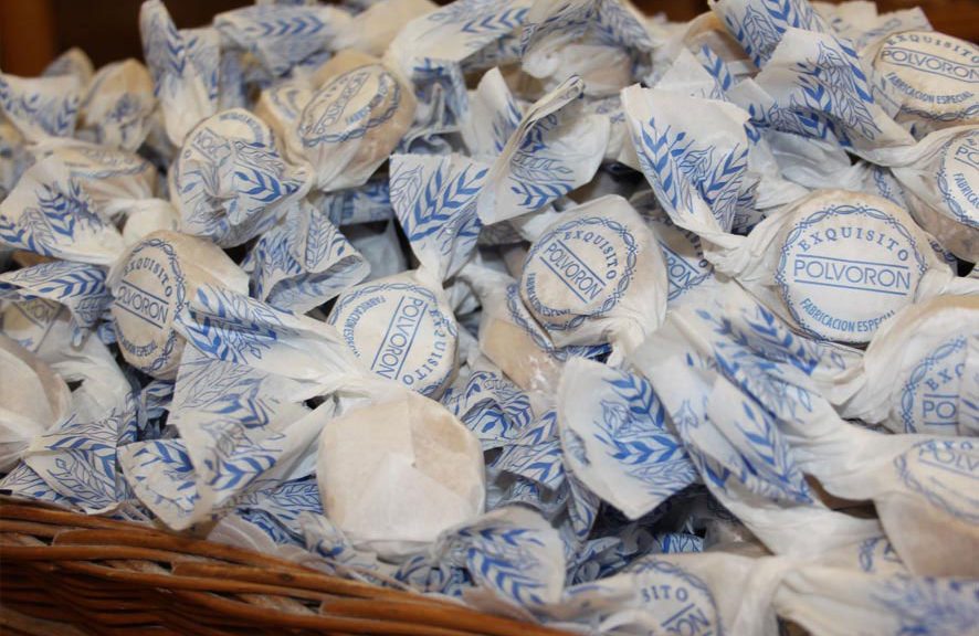 Polvorones con Almendra